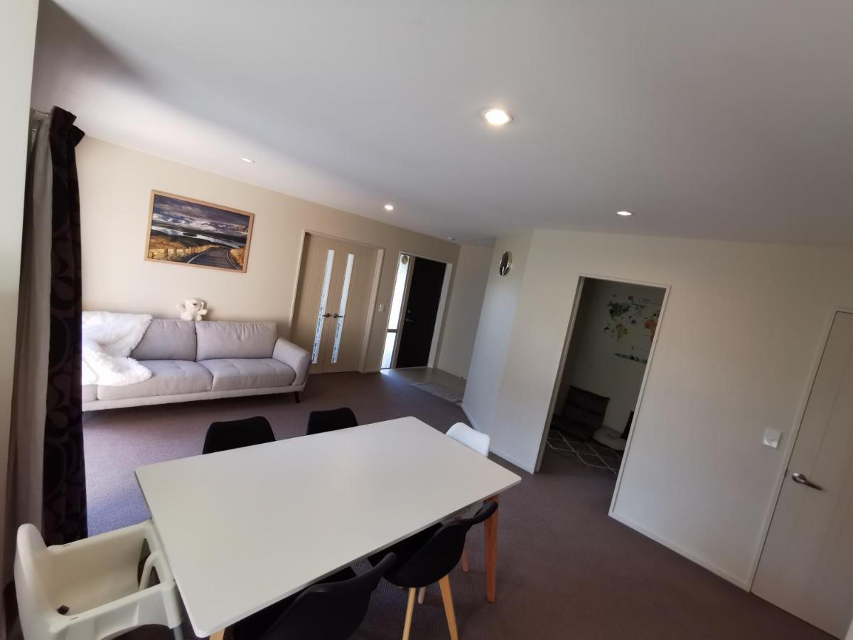 Christchurch City Fringe Family Home Modern Private Room Exterior photo